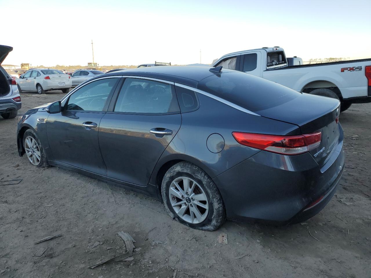 2018 KIA Optima VIN KNAGT4L32J5211723 Copart auction photo, minor dent/scratches damage thumbnail 2