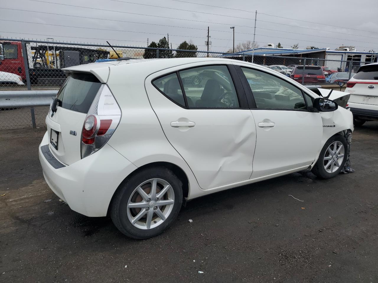 2013 Toyota Prius VIN JTDKDTB33D1553084 Copart auction photo, front end / side damage thumbnail 3