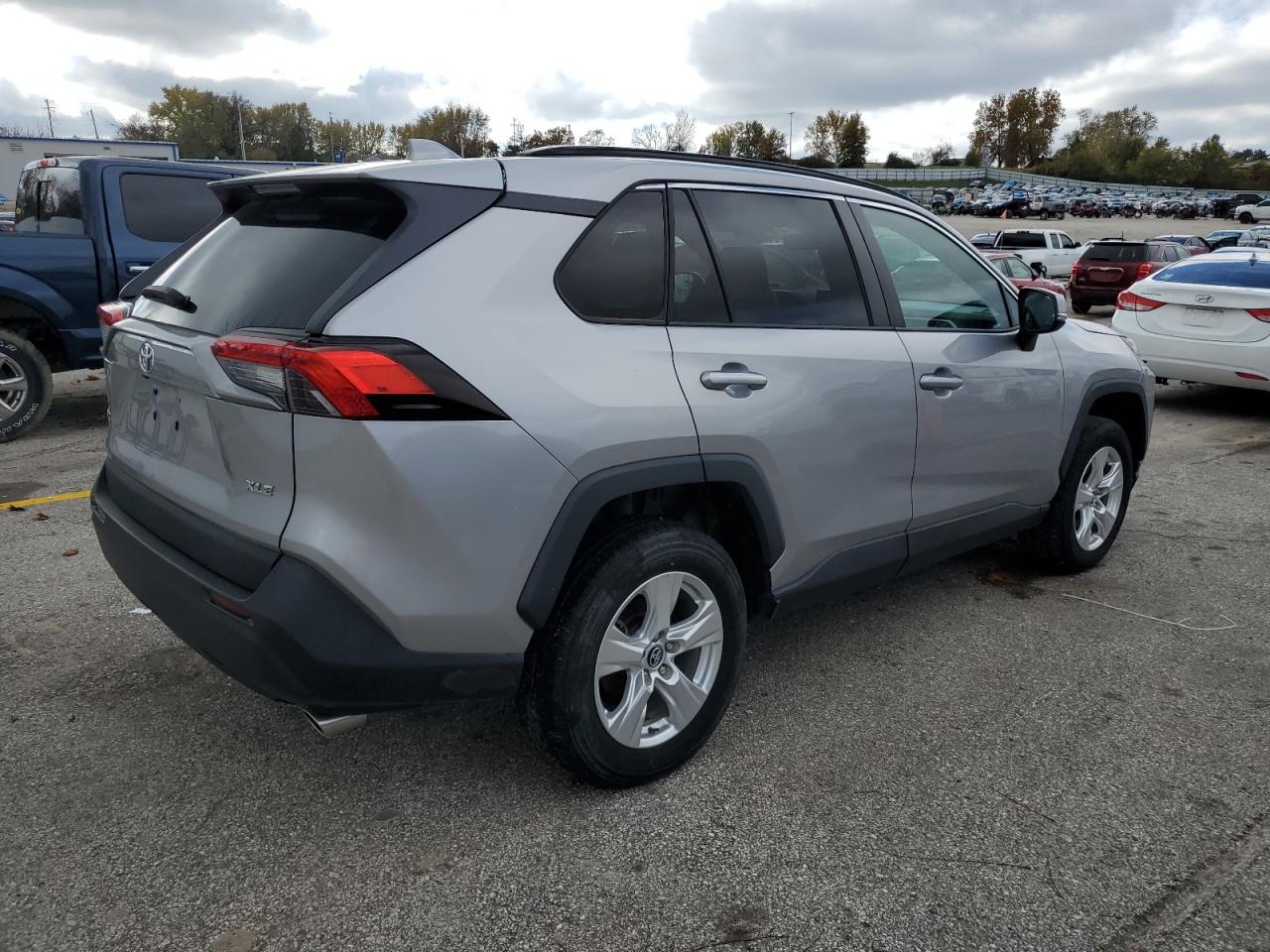 2021 Toyota RAV 4 VIN 2T3W1RFV4MC096460 Copart auction photo, water/flood damage thumbnail 3