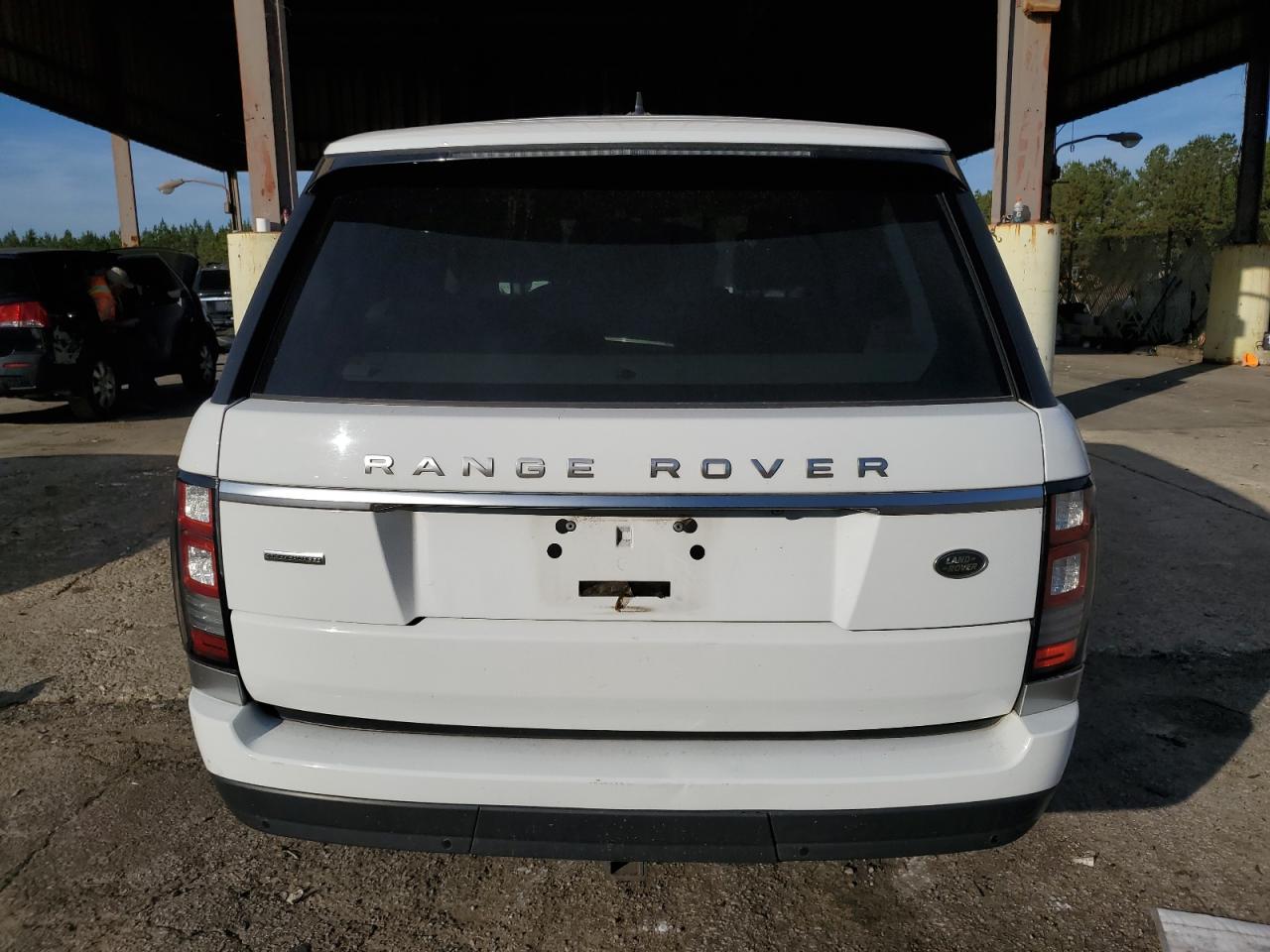 2015 Land Rover Range Rover VIN SALGS2TF2FA240232 Copart auction photo, front end damage thumbnail 6