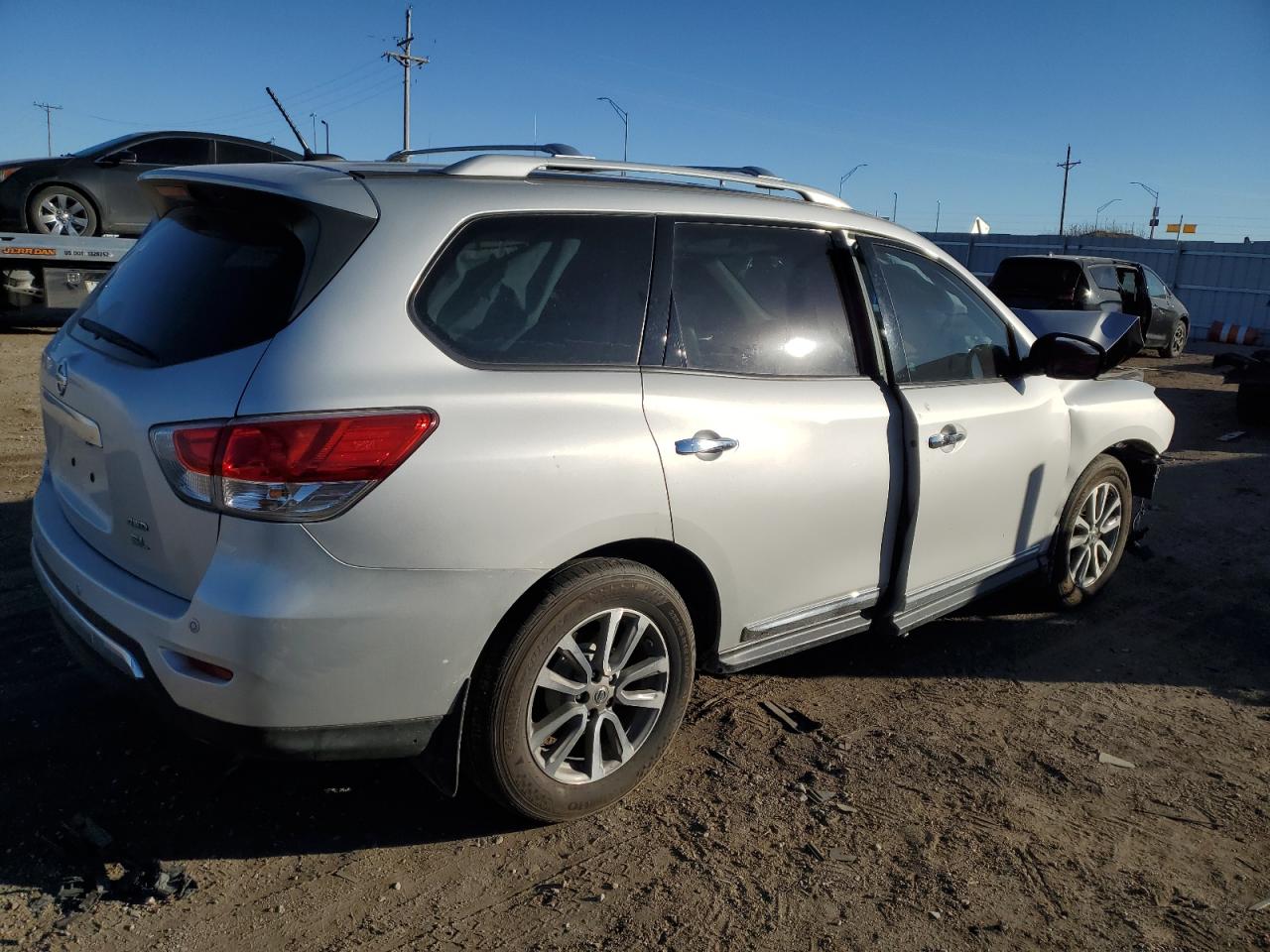 2014 Nissan Pathfinder VIN 5N1AR2MM2EC729217 Copart auction photo, front end damage thumbnail 3