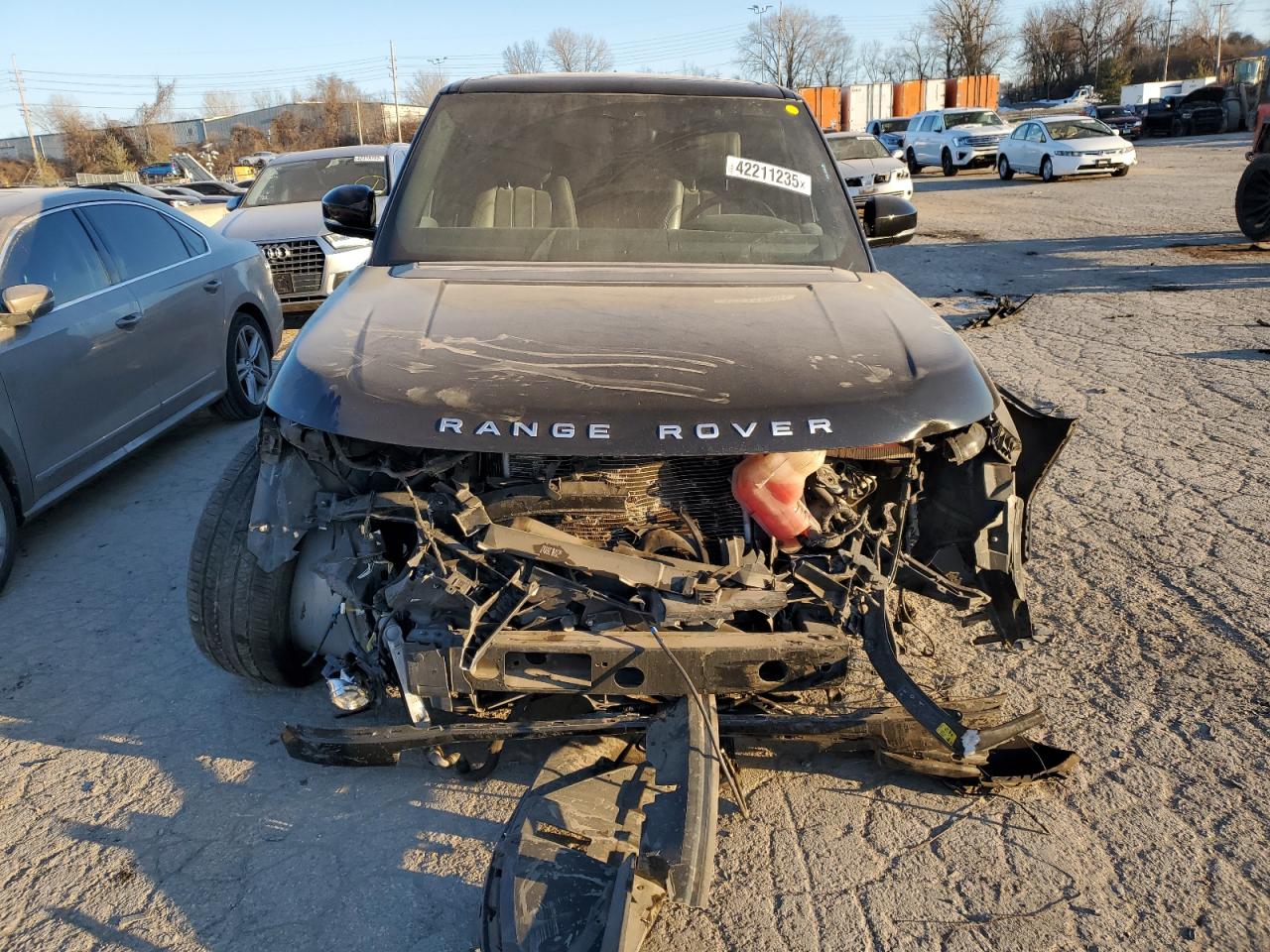 2017 Land Rover Range Rover VIN SALGS2FE4HA359115 Copart auction photo, front end damage thumbnail 5