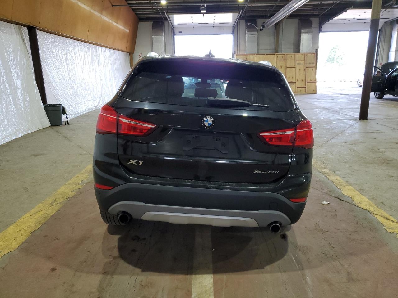 2018 BMW X1 VIN WBXHT3C38J3H31749 Copart auction photo, front end / side damage thumbnail 6