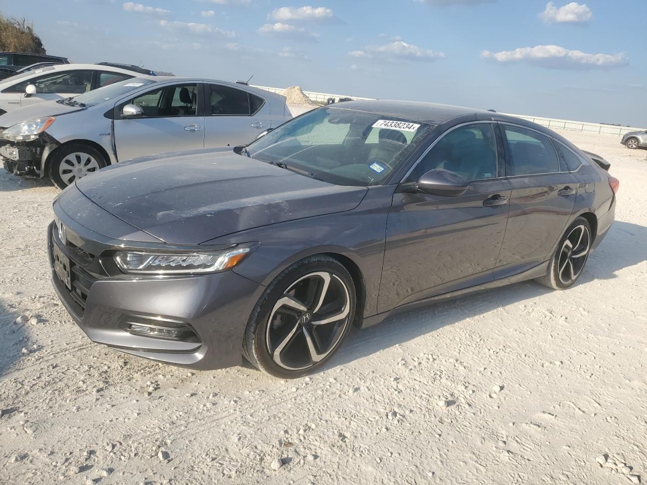 2019 Honda Accord VIN 1HGCV1F31KA024523