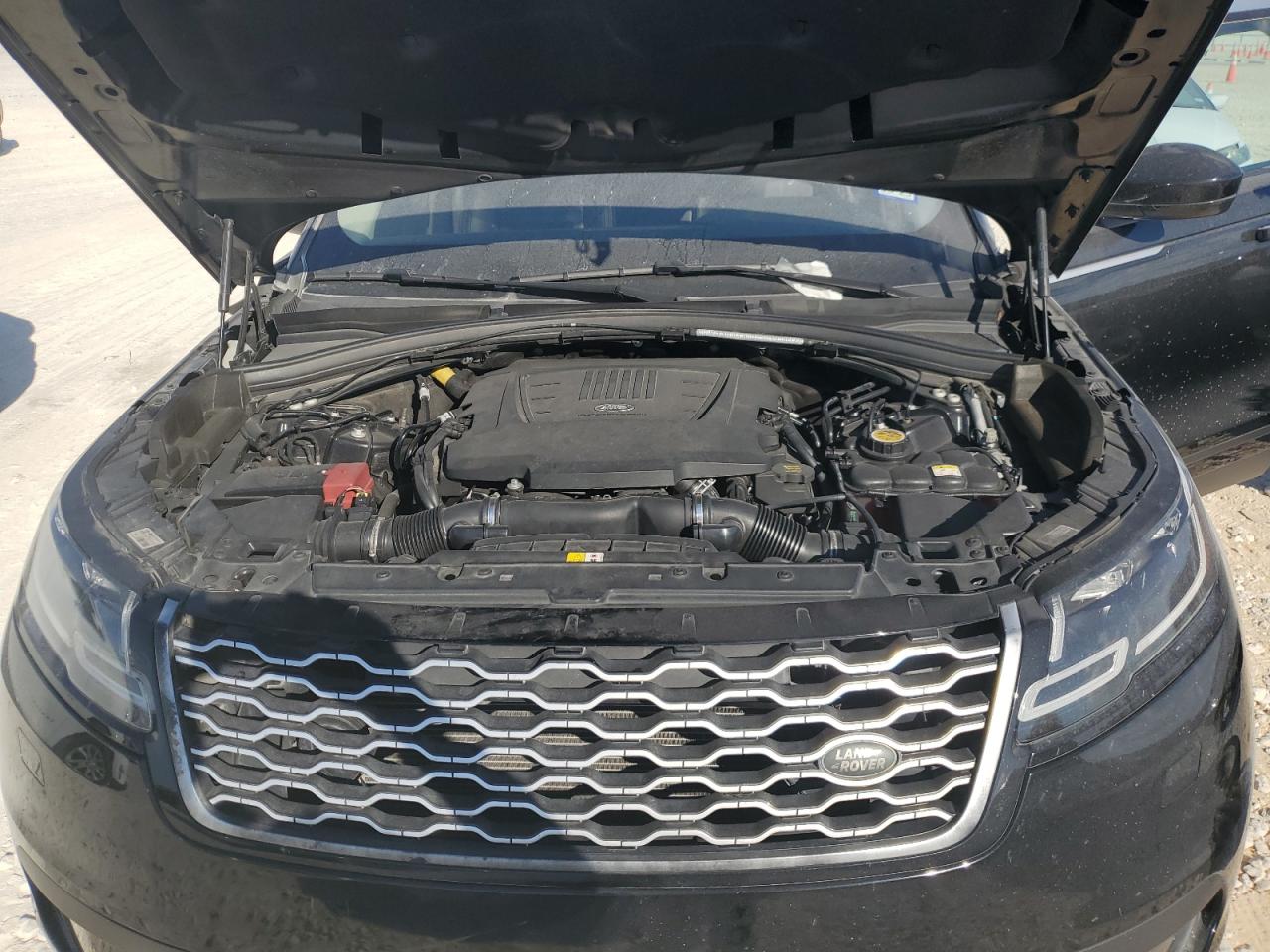 2019 Land Rover Range Rover VIN SALYB2EVXKA793701 Copart auction photo, rear end damage thumbnail 12