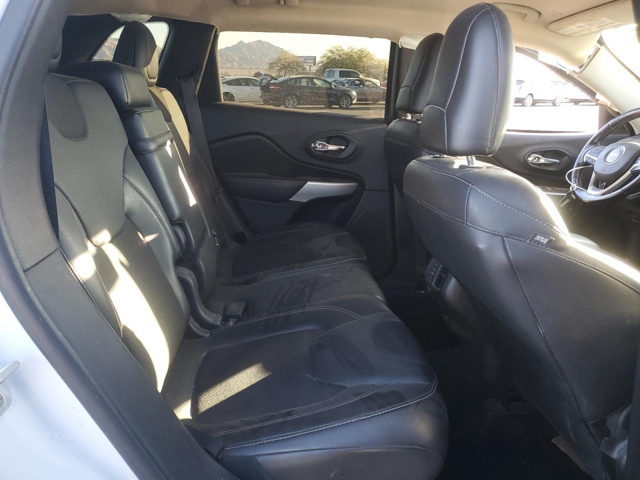 2018 Jeep Grand Cherokee VIN 1C4PJMLX8JD588574 Copart auction photo, side damage thumbnail 11