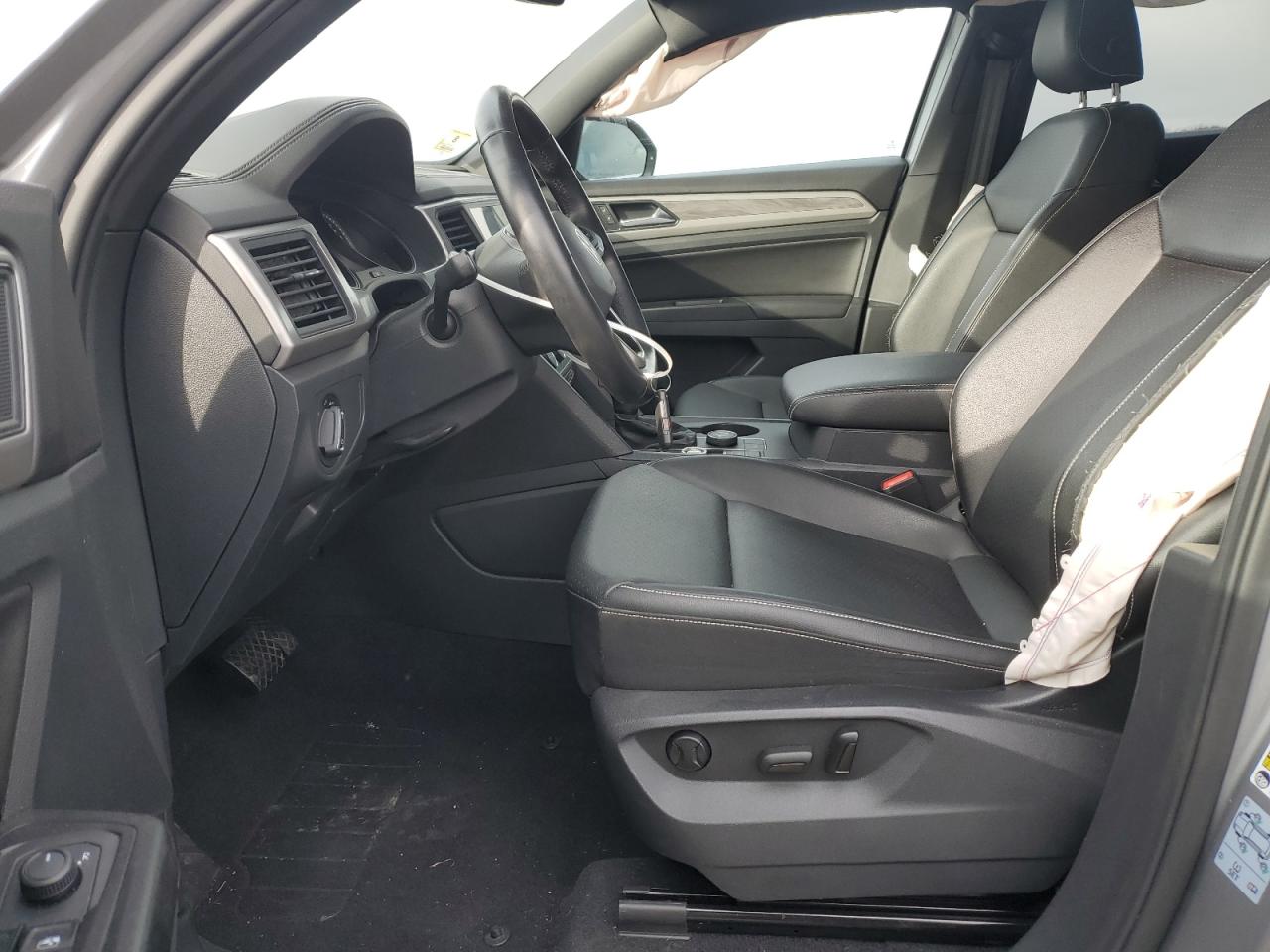 2020 Volkswagen Atlas VIN 1V26E2CA0LC229601 Copart auction photo, all over damage thumbnail 7