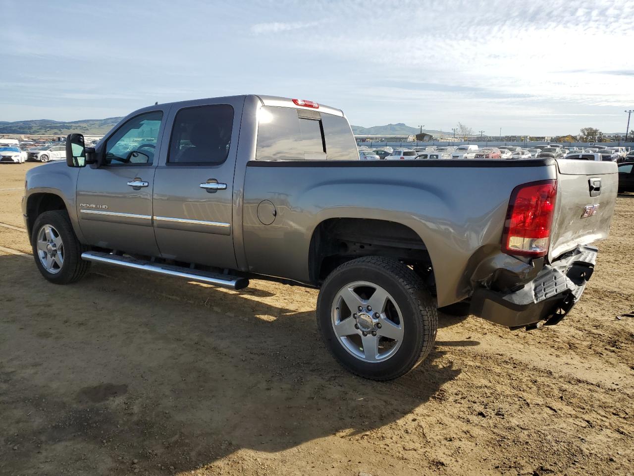 2013 GMC Sierra VIN 1GT125E83DF167756 Copart auction photo, rear end damage thumbnail 2