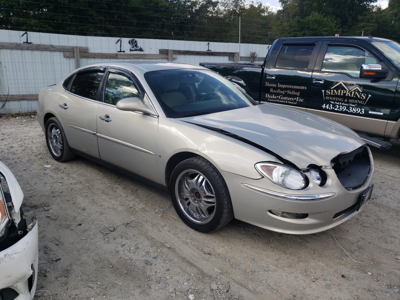 2008 Buick LaCrosse VIN 2G4WC582681237883 Copart auction photo, front end / minor dent/scratches damage thumbnail 4