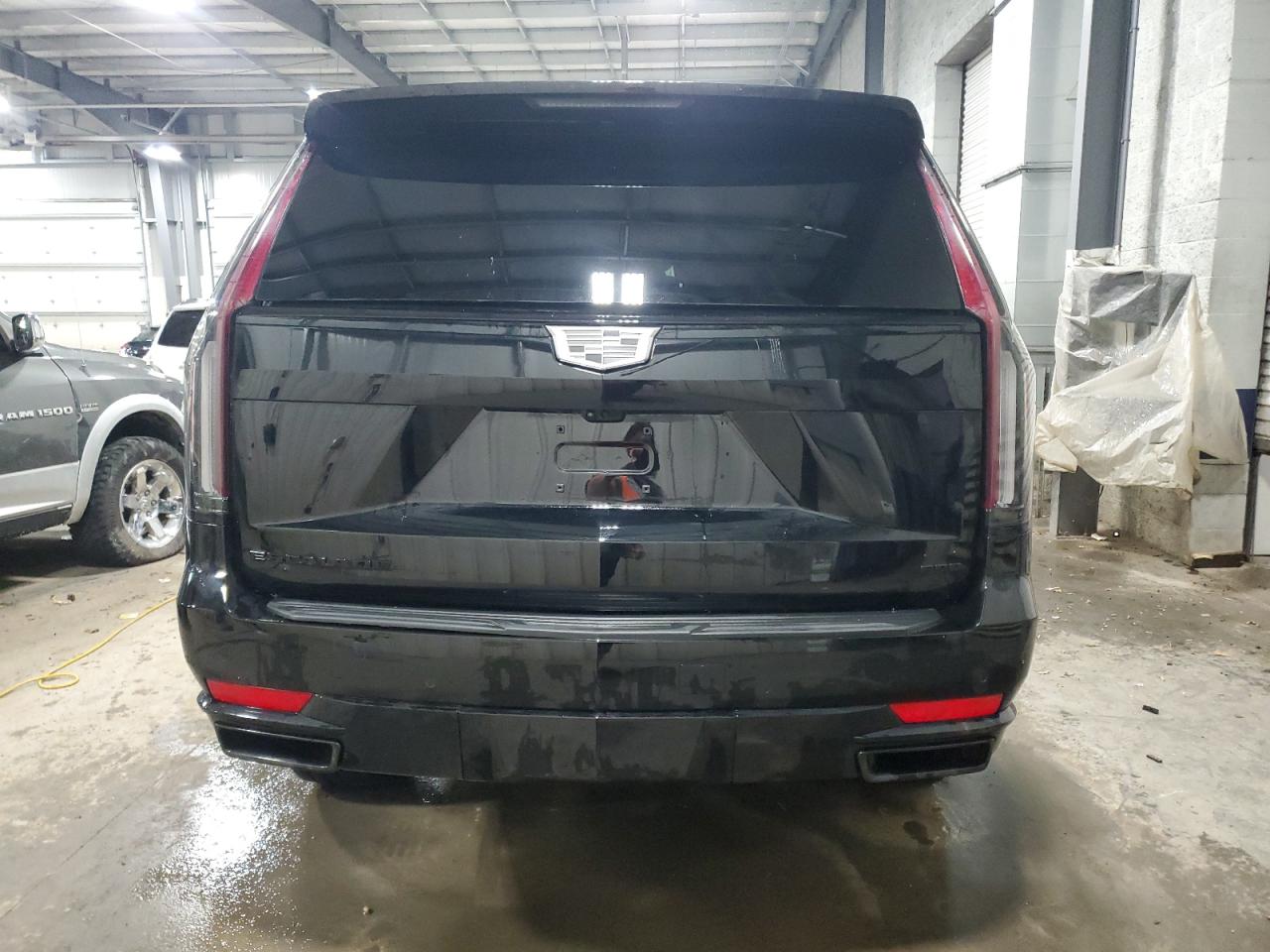 2024 Cadillac Escalade VIN 1GYS4FKL4RR310968 Copart auction photo, front end / side damage thumbnail 6