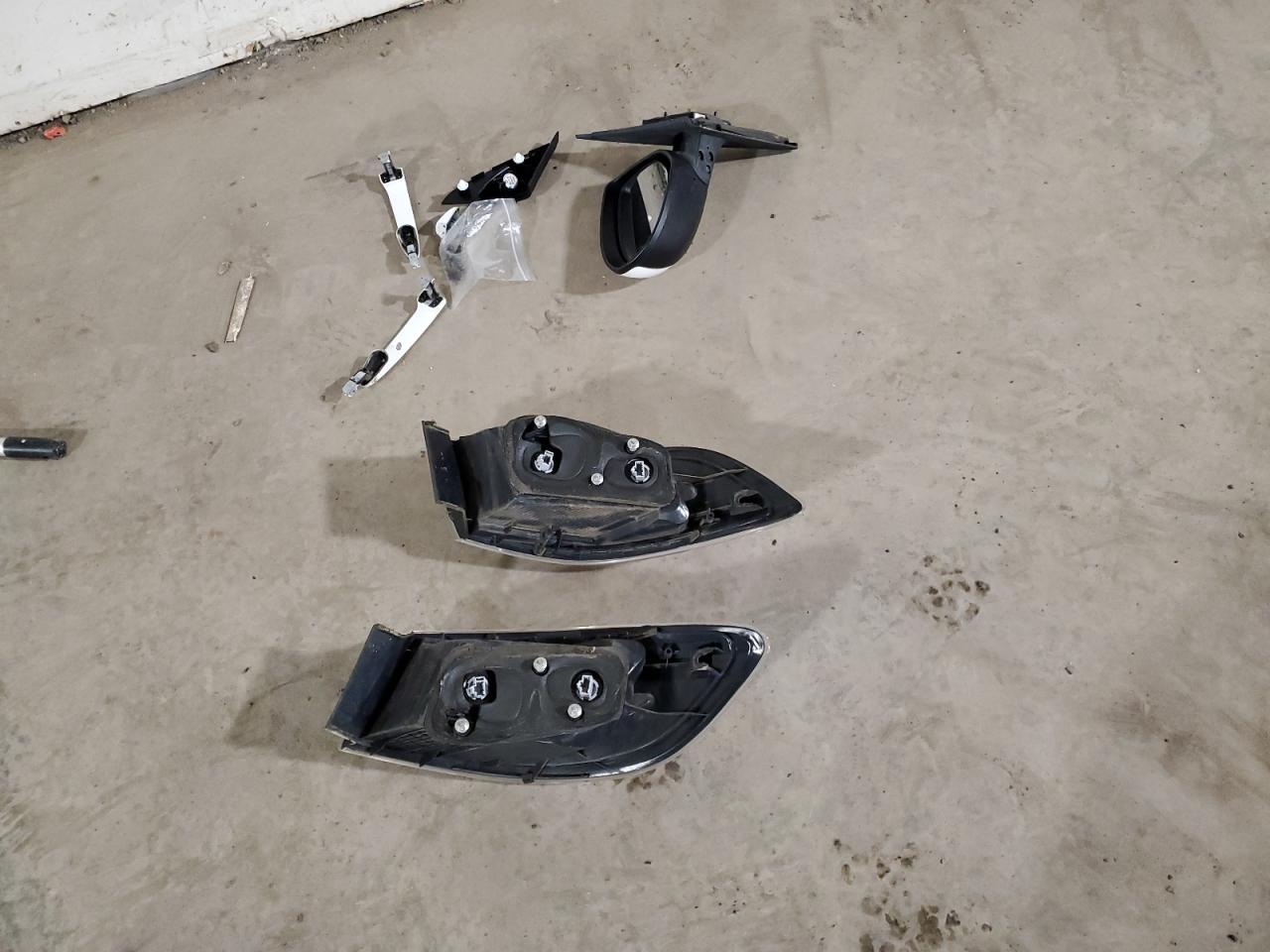 2012 Mazda 3 VIN JM1BL1V87C1659681 Copart auction photo, side / rear end damage thumbnail 12