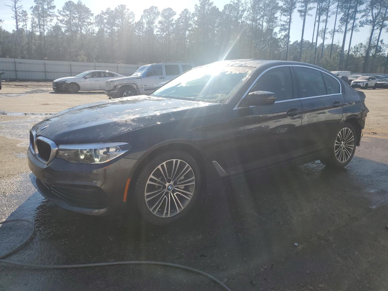 2019 BMW 5er VIN WBAJE5C53KWW18422
