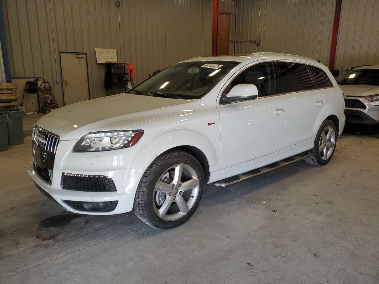 2014 Audi Q7 VIN WA1DGBFE7ED002530