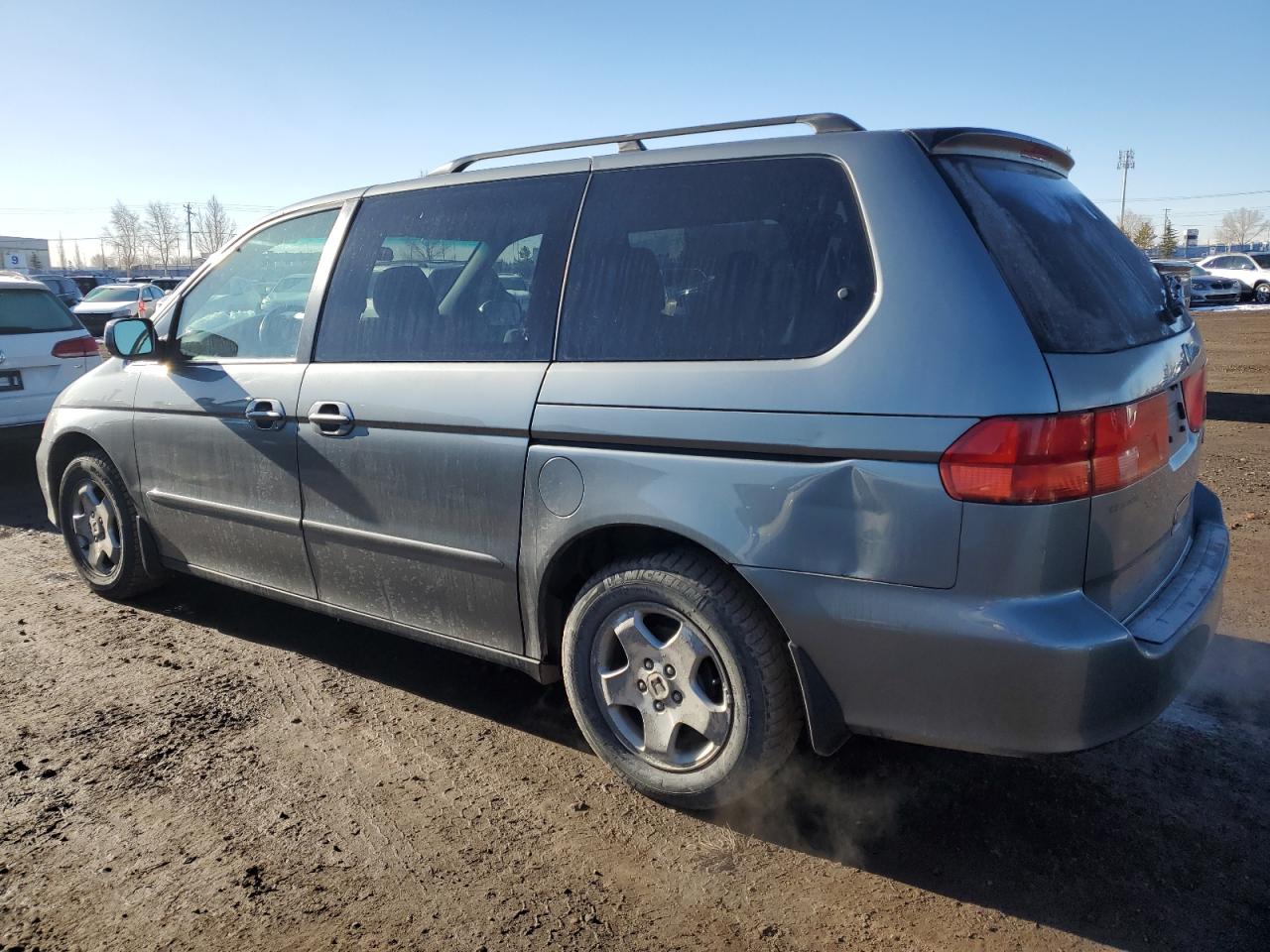 1999 Honda Odyssey VIN 2HKRL1868XH009250 Copart auction photo, hail / side damage thumbnail 2