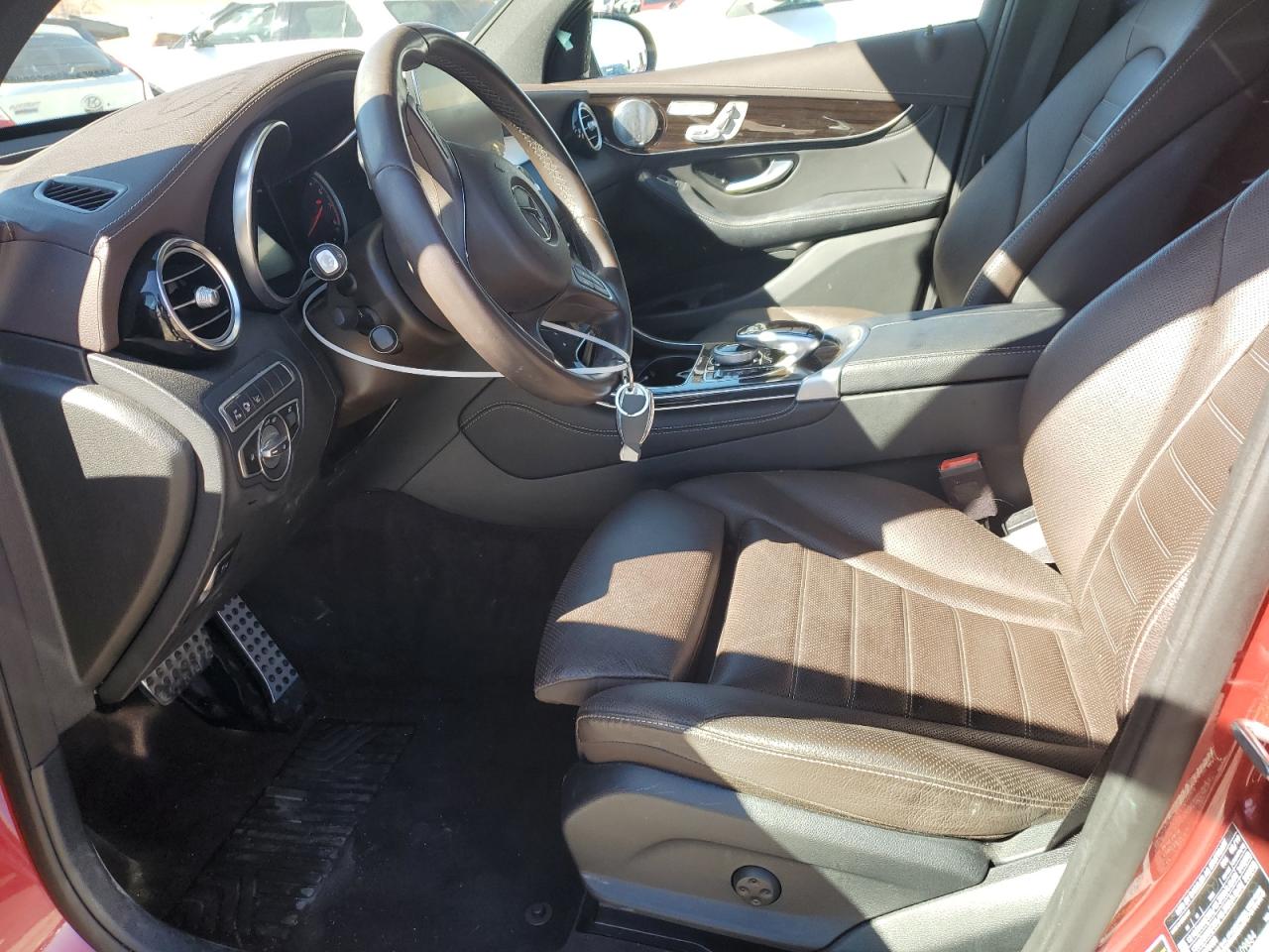 2019 Mercedes-Benz GLC VIN WDC0J6EB0KF609884 Copart auction photo, side damage thumbnail 7