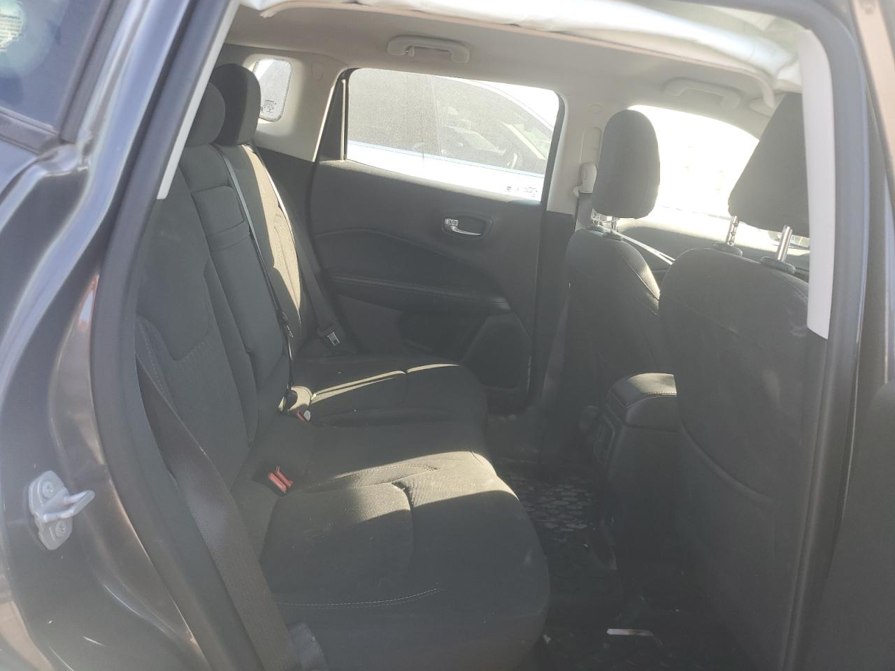 2018 Jeep Compass VIN 3C4NJCAB4JT271975 Copart auction photo, front end damage thumbnail 11