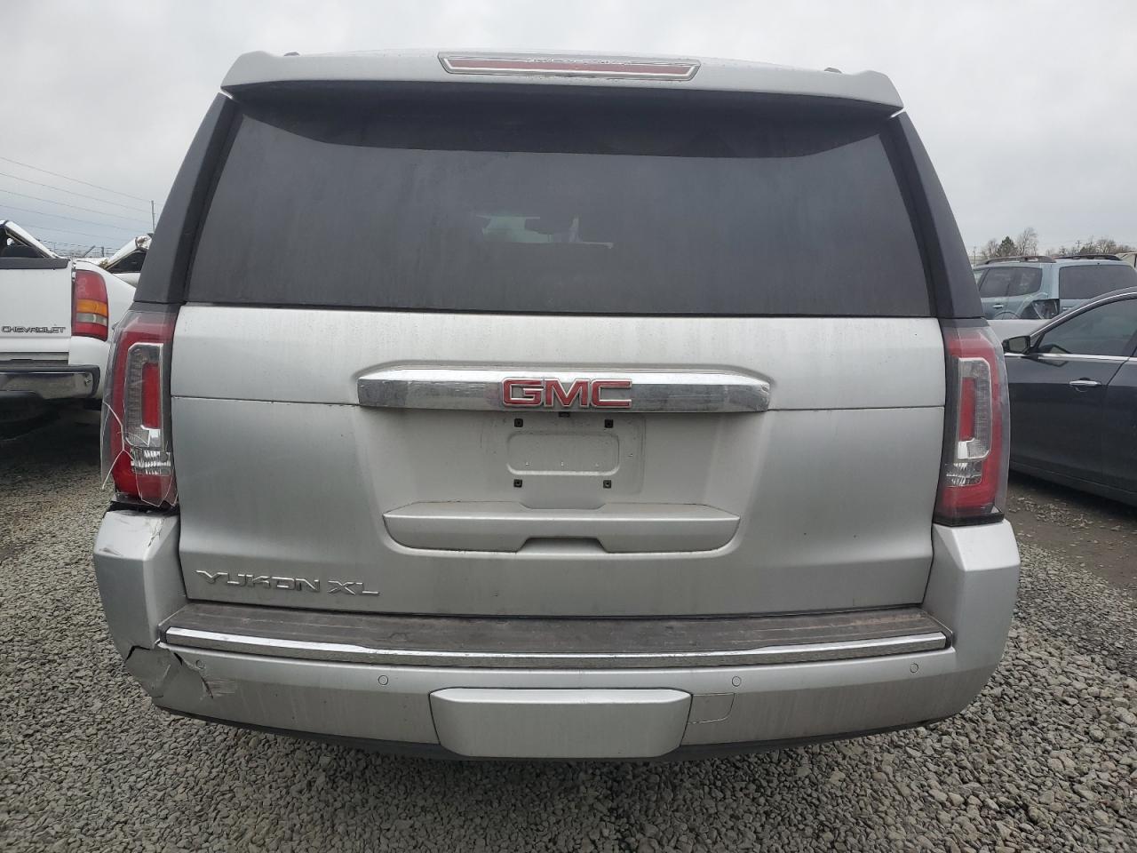 2018 GMC Yukon VIN 1GKS2HKJ7JR218526 Copart auction photo, front end / rear end damage thumbnail 6