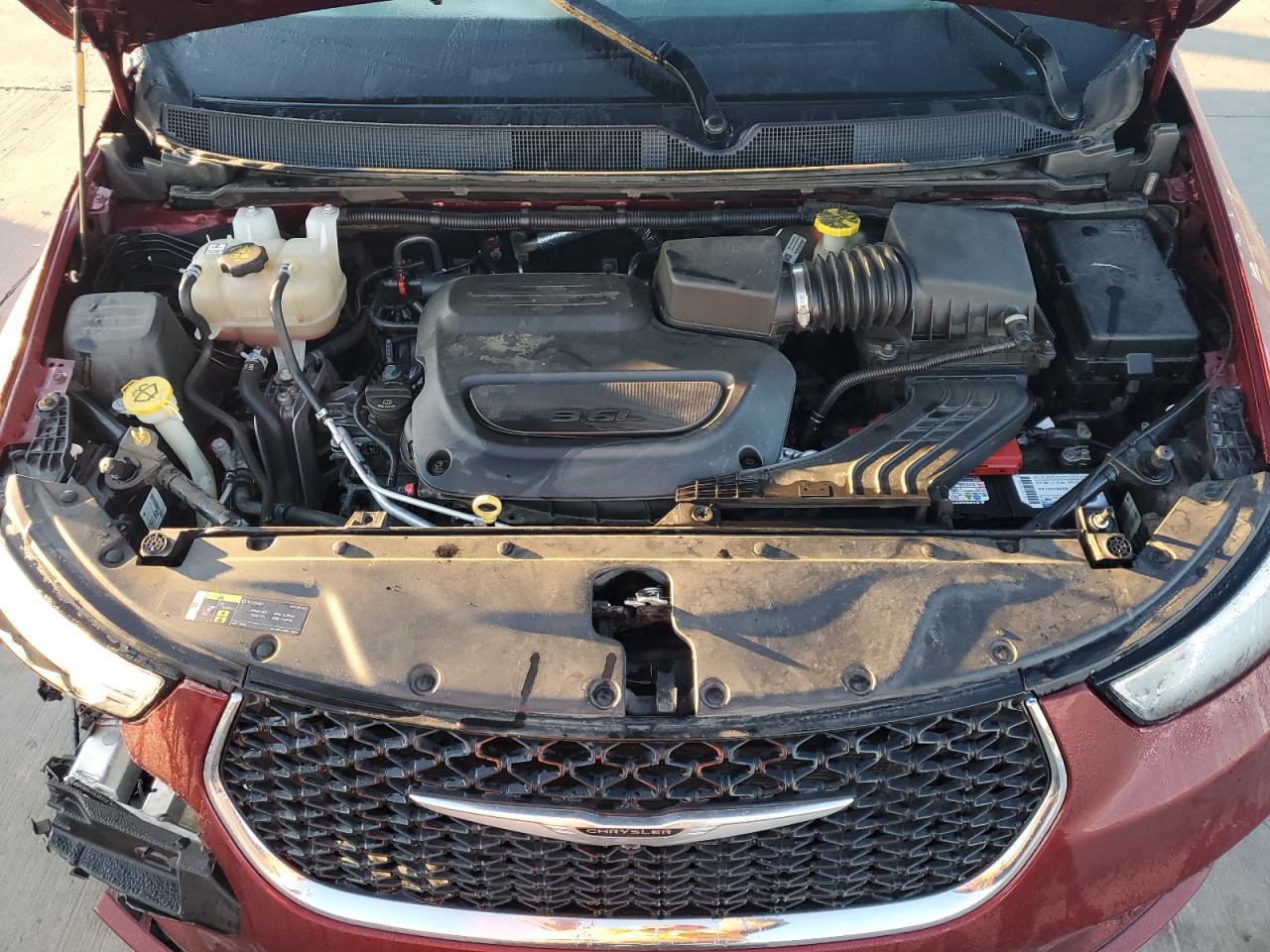 2021 Chrysler Pacifica VIN 2C4RC1BG0MR521195 Copart auction photo, front end / side damage thumbnail 12