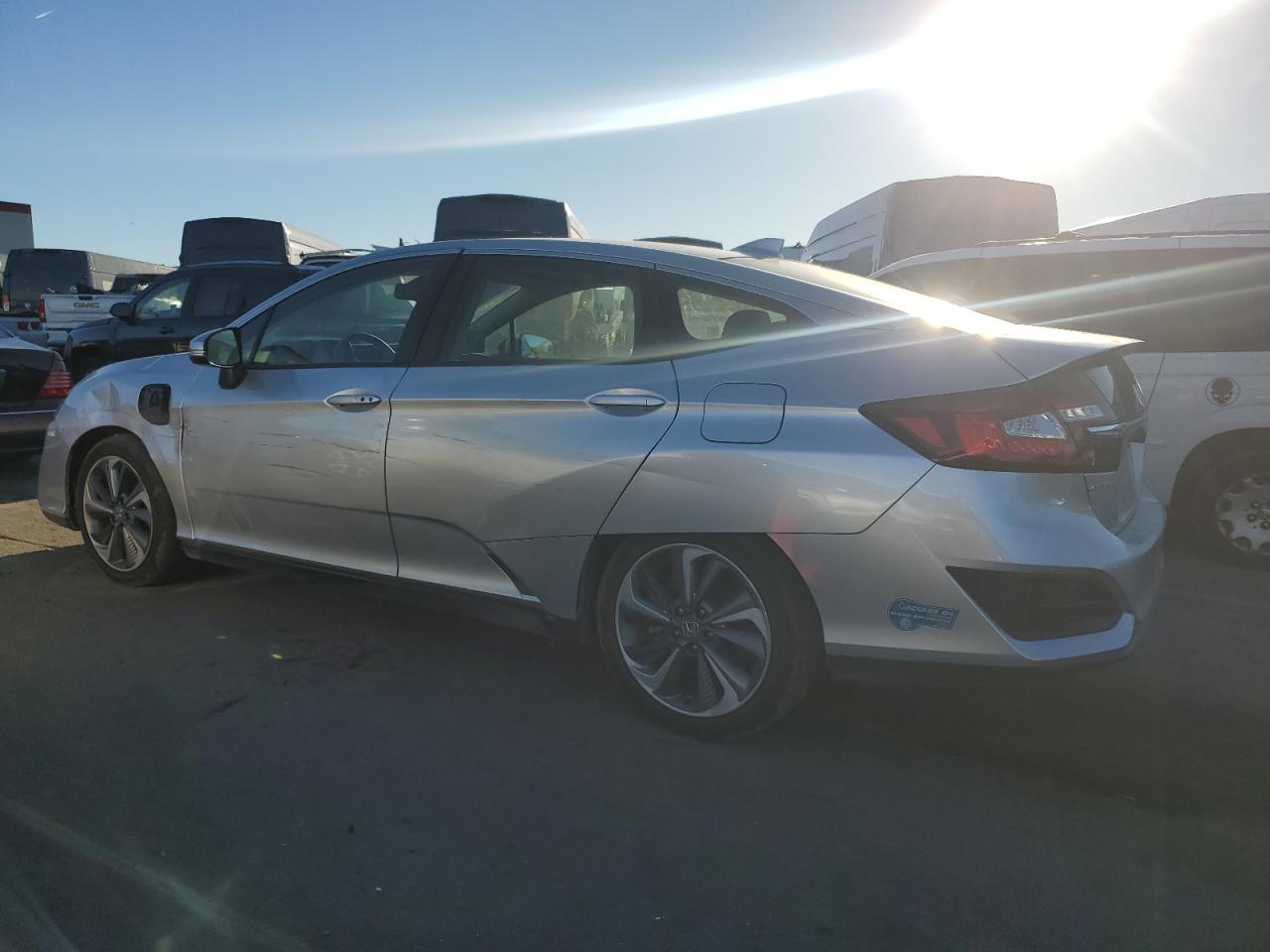 2021 Honda Clarity VIN JHMZC5F15MC001126 Copart auction photo, side damage thumbnail 2