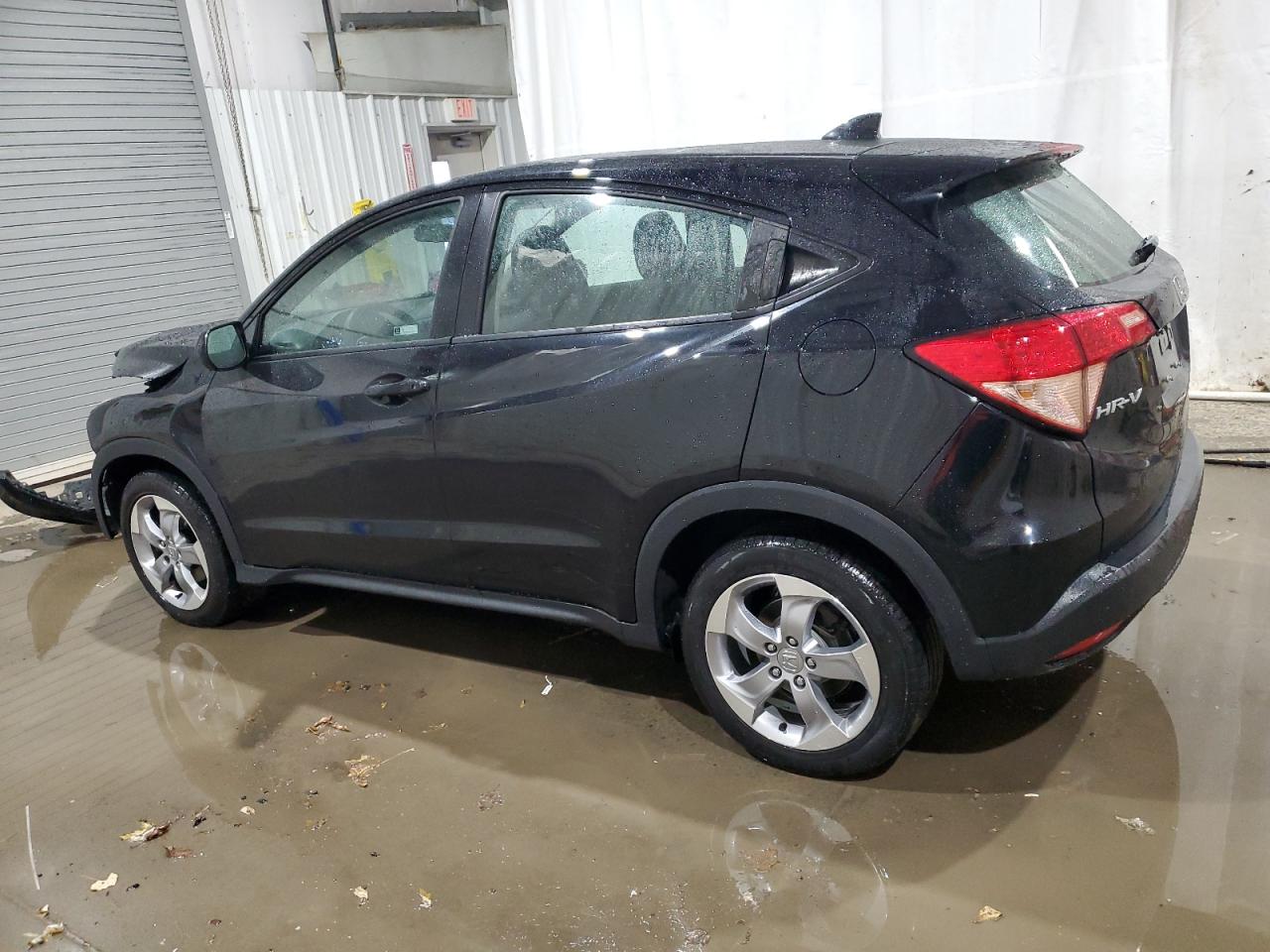 2018 Honda HR-V VIN 3CZRU6H3XJG724346 Copart auction photo, front end damage thumbnail 2