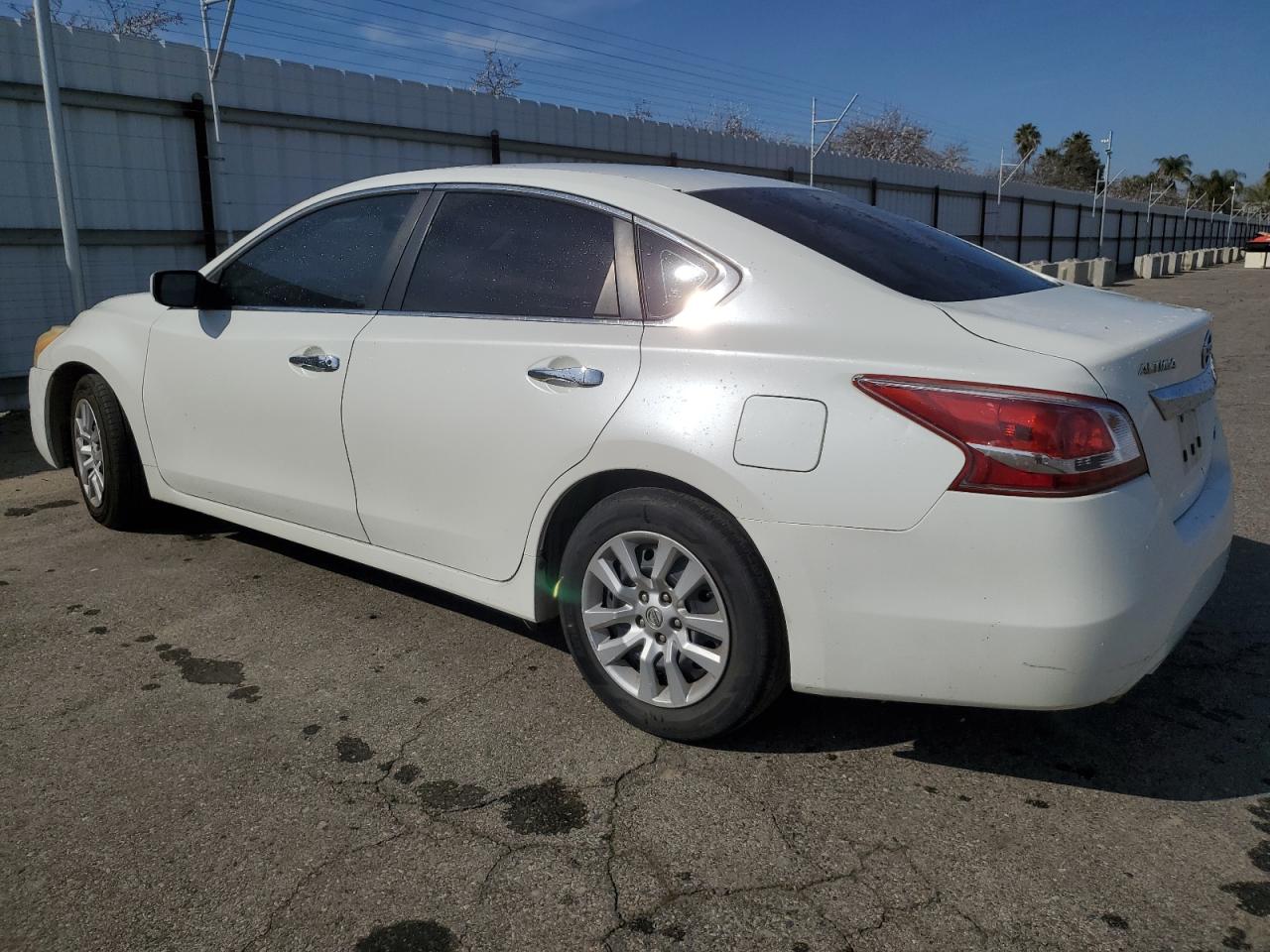 2013 Nissan Altima VIN 1N4AL3AP7DN507520 Copart auction photo, minor dent/scratches damage thumbnail 2