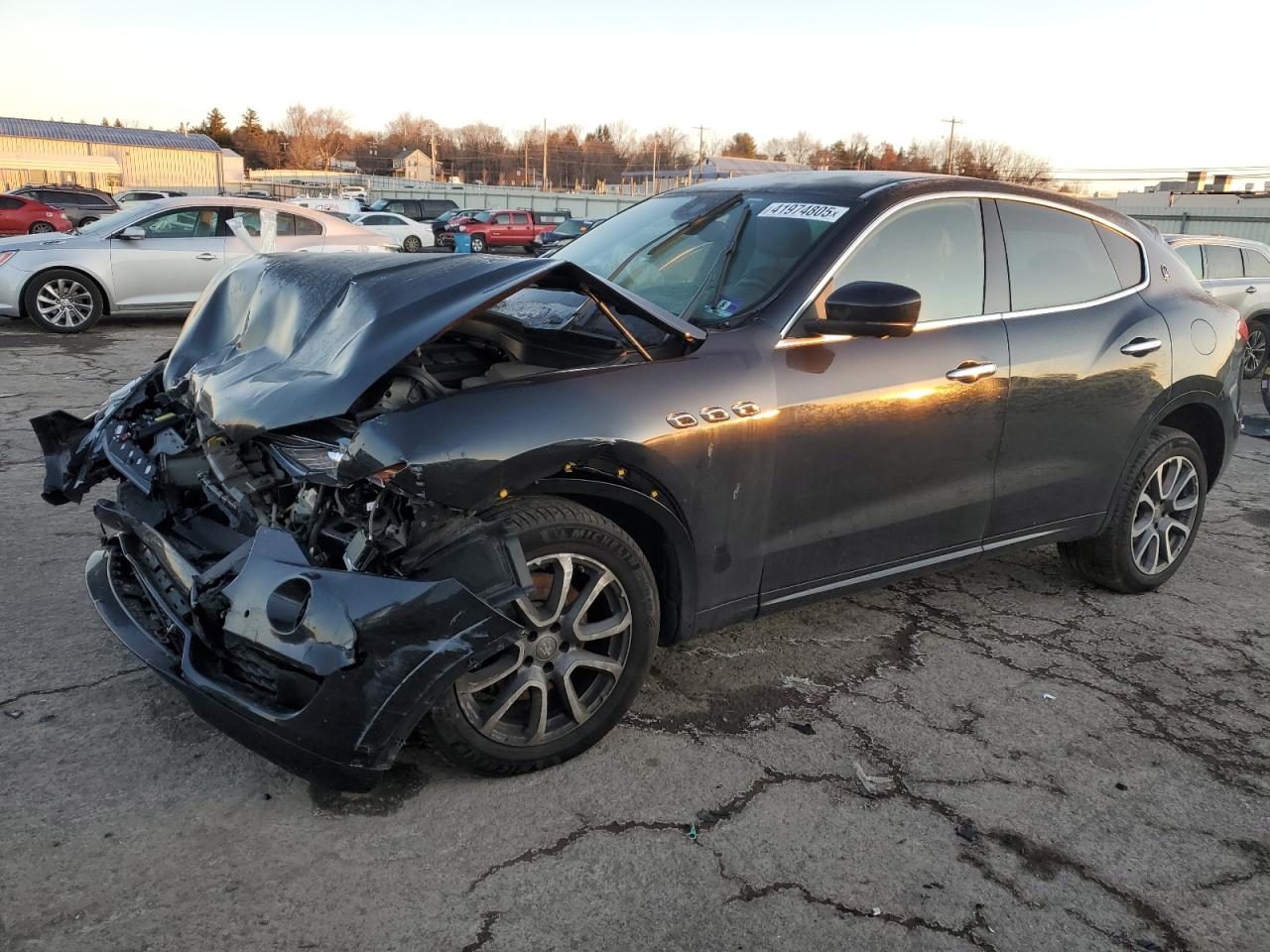2019 Maserati Levante VIN ZN661XUA2KX310484 - Copart auction photo