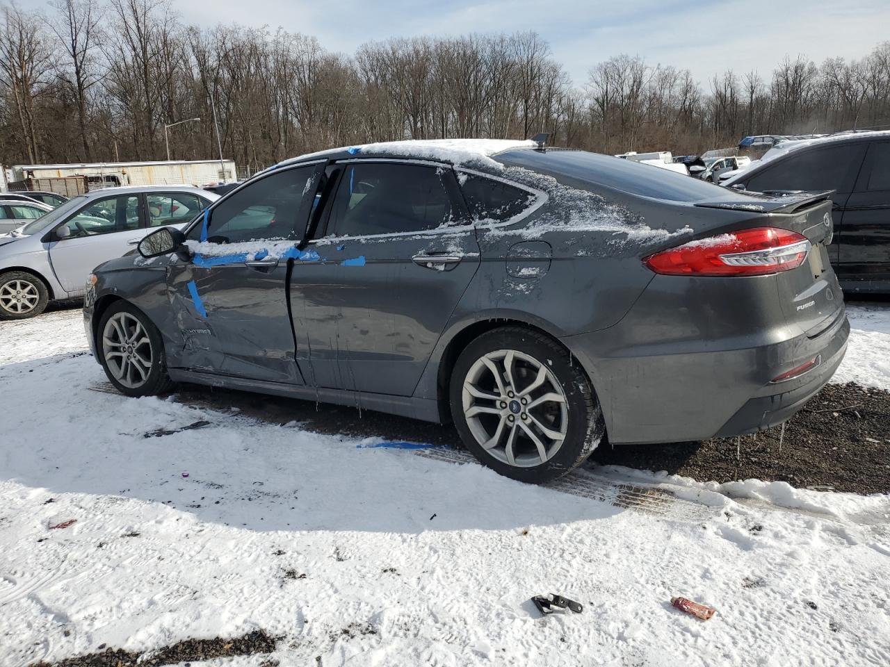 2019 Ford Fusion VIN 3FA6P0RUXKR139427 Copart auction photo, side / minor dent/scratches damage thumbnail 2