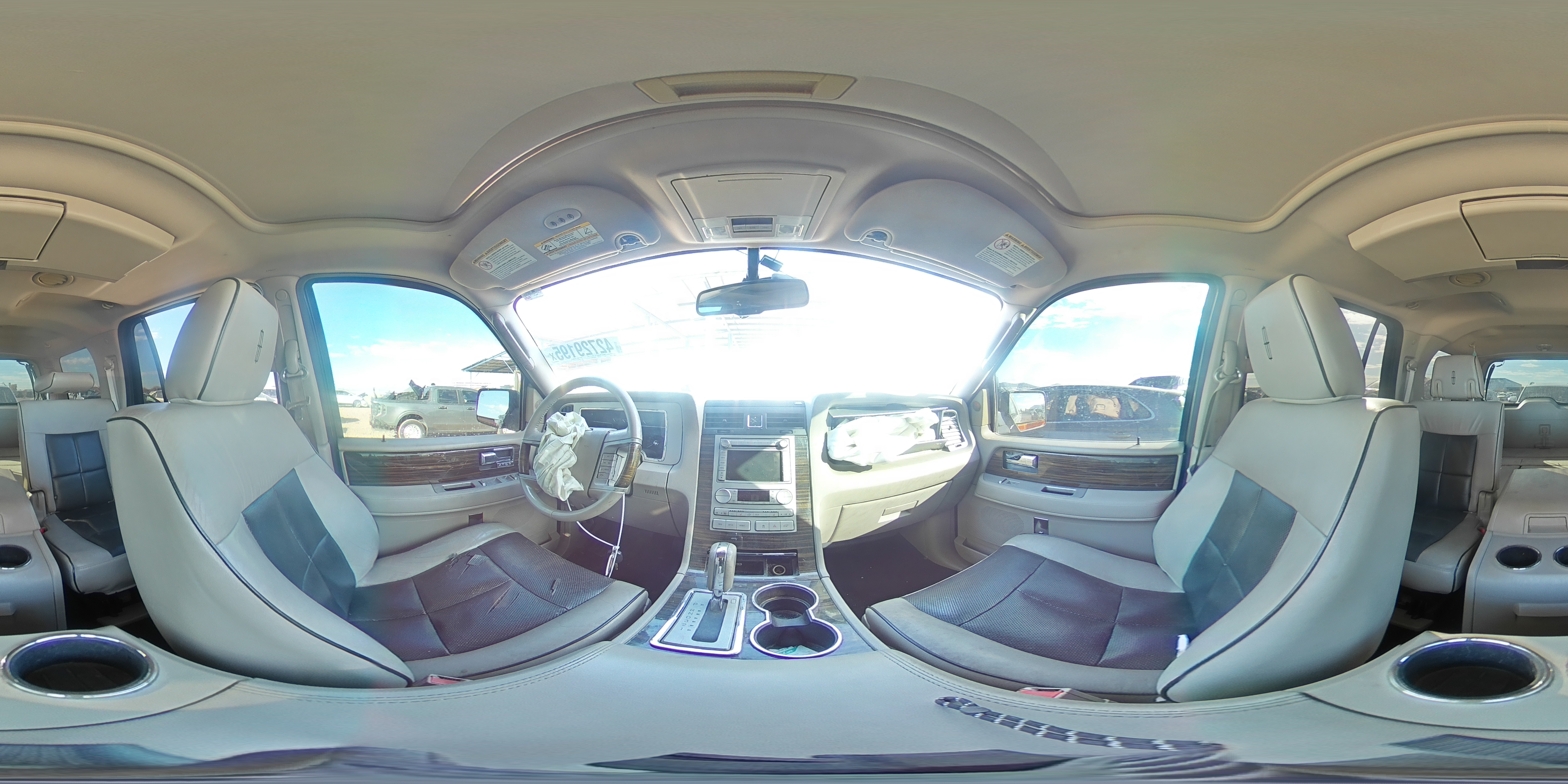 2010 Lincoln Navigator VIN 5LMJJ2H5XAEJ00214 Copart auction photo, front end damage thumbnail 14