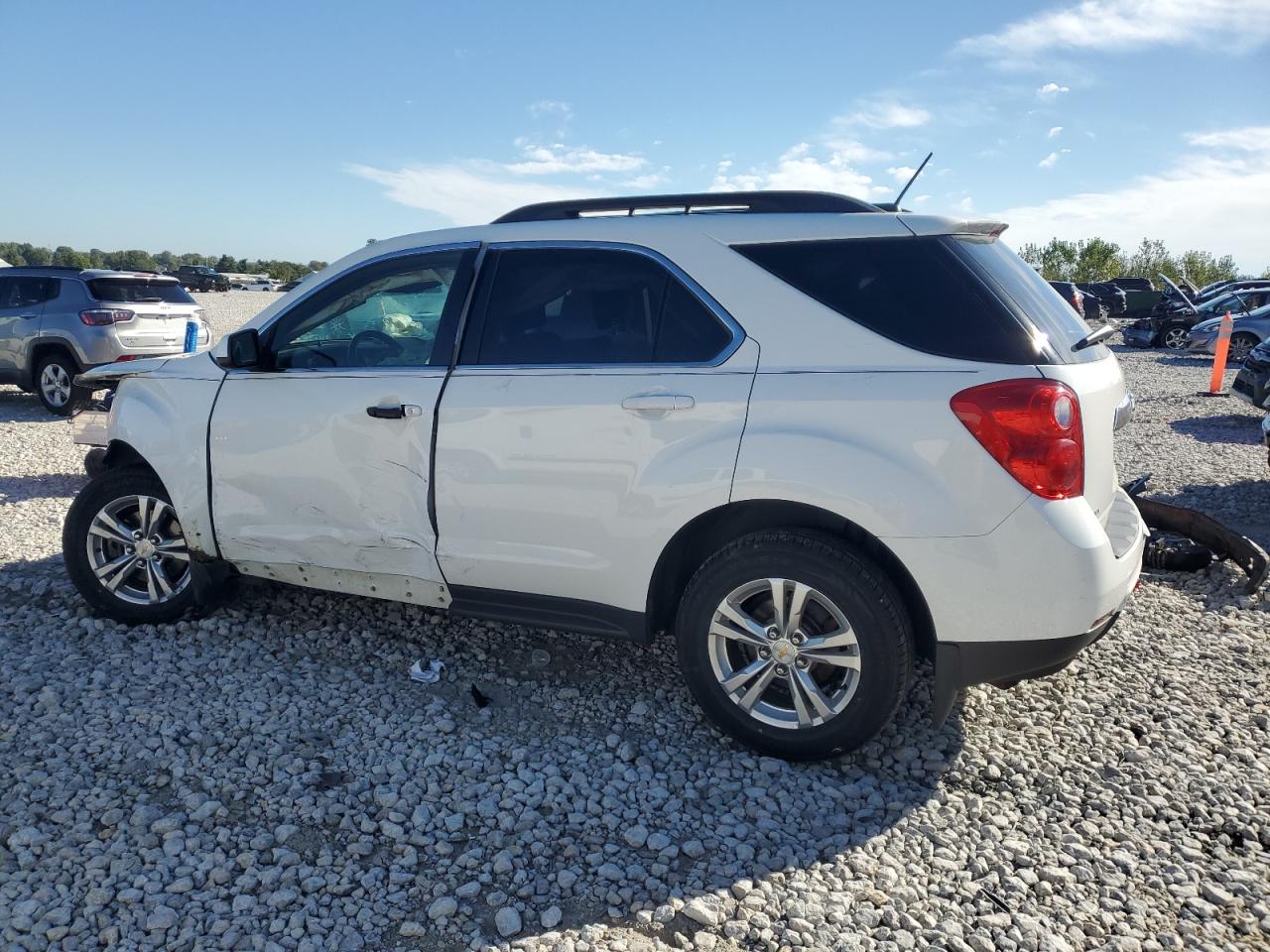 2015 Chevrolet Equinox VIN 2GNFLFEK8F6306921 Copart auction photo, front end / side damage thumbnail 2