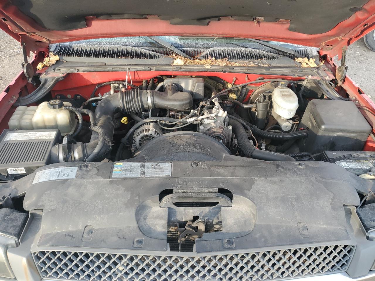 2004 Chevrolet Silverado VIN 1GCEC14XX4Z108394 Copart auction photo, side damage thumbnail 11