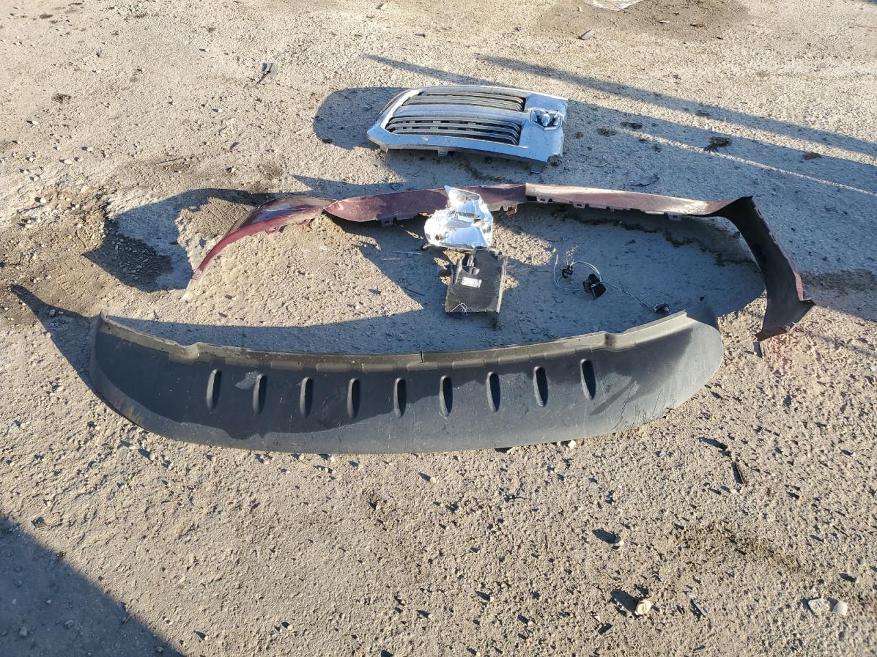 2018 RAM 1500 VIN 3C6RR7LTXJG131291 Copart auction photo, front end damage thumbnail 12