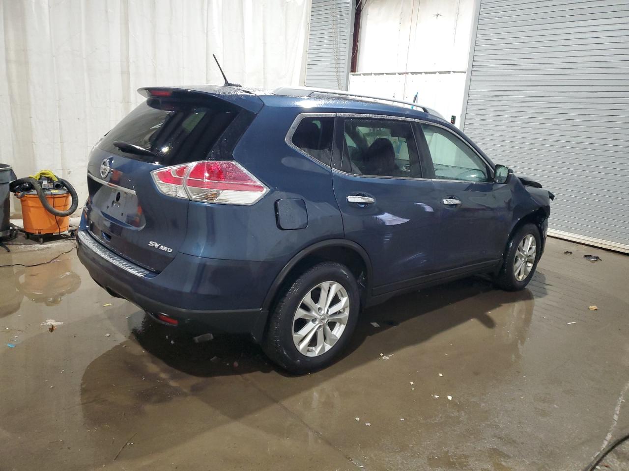 2015 Nissan Rogue VIN 5N1AT2MV7FC823671 Copart auction photo, front end damage thumbnail 3