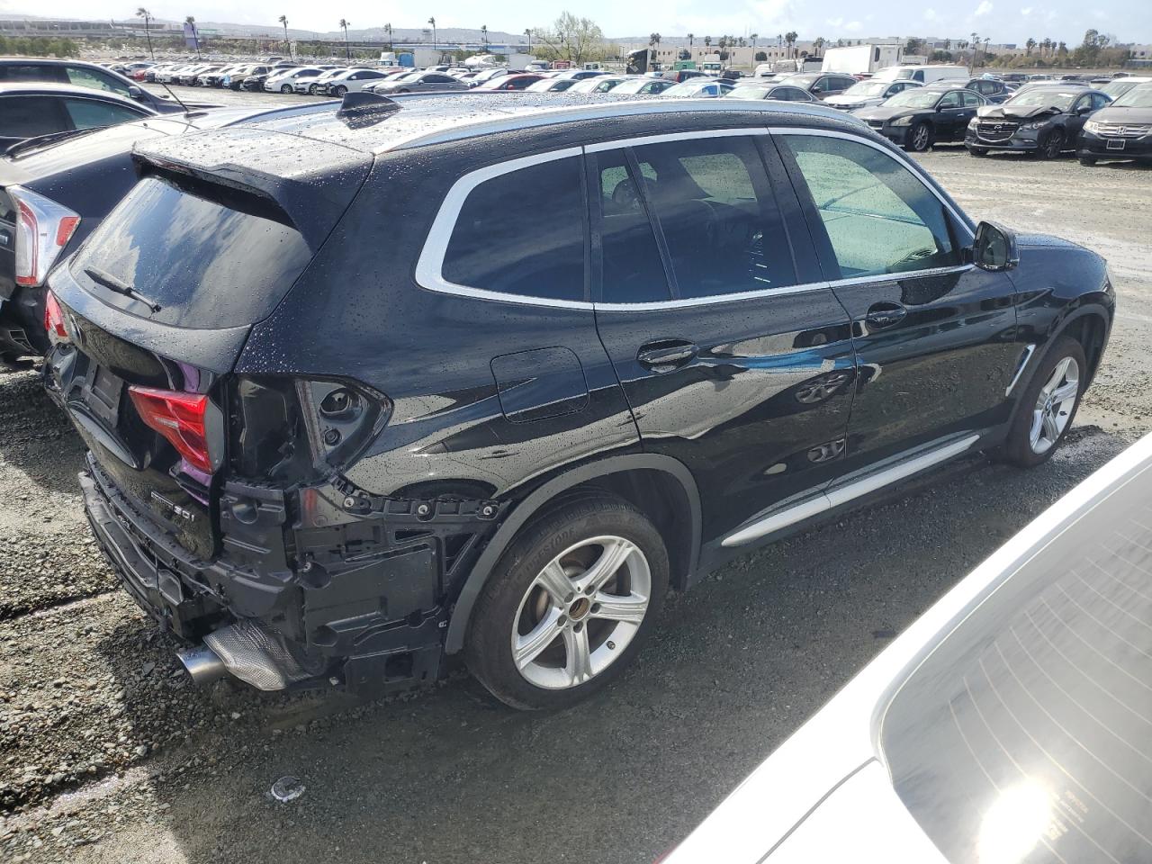 2019 BMW X3 VIN 5UXTR7C56KLE97383 Copart auction photo, rear end damage thumbnail 3