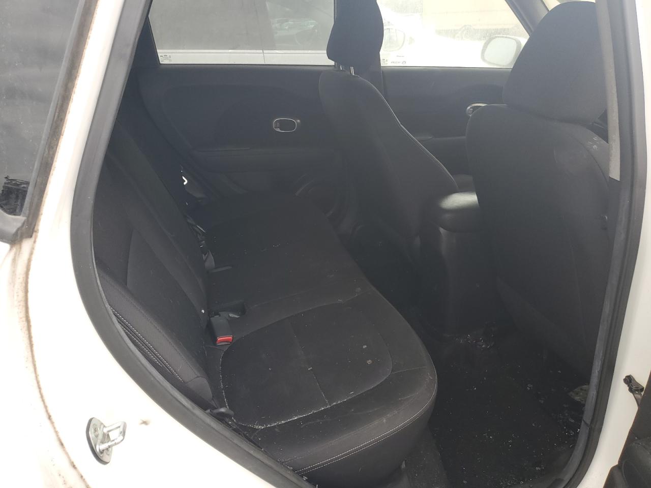 2015 KIA Soul VIN KNDJN2A25F7171716 Copart auction photo, burn - engine damage thumbnail 10