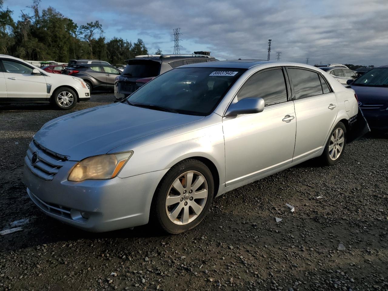 2005 Toyota Avalon VIN 4T1BK36B55U049431