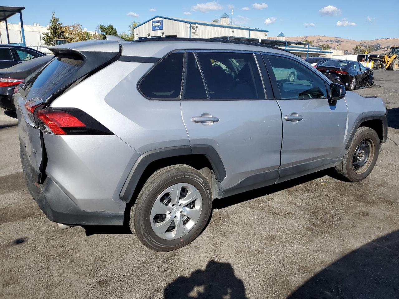 2021 Toyota RAV 4 VIN 2T3H1RFV4MC171585 Copart auction photo, front end / rear end damage thumbnail 3