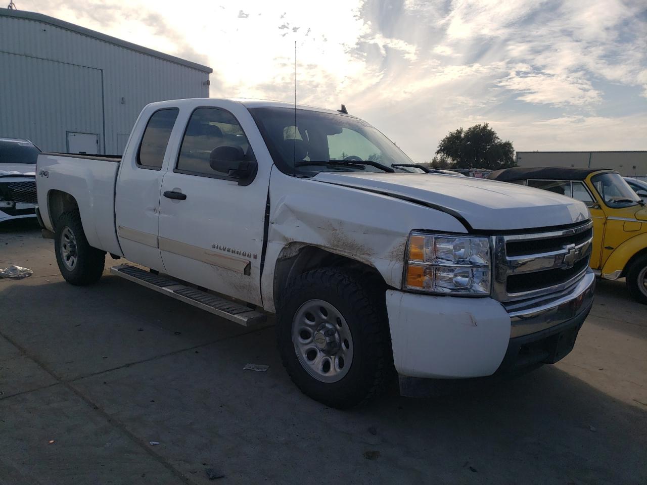 2007 Chevrolet Silverado VIN 1GCEK19C27E503917 Copart auction photo, all over damage thumbnail 4