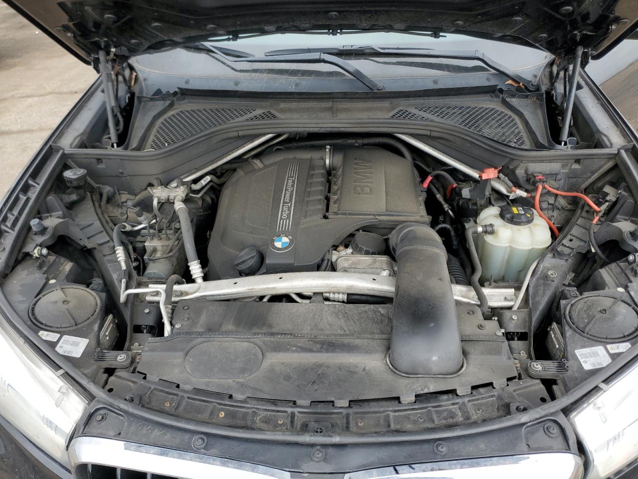 2016 BMW X6 VIN 5UXKU2C5XG0N83640 Copart auction photo, side / front end damage thumbnail 12