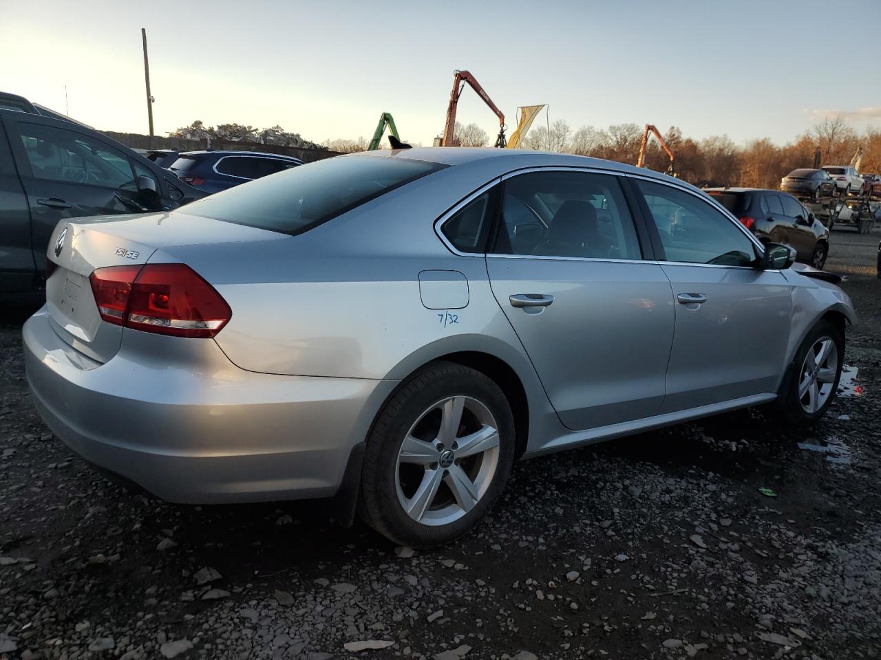 2015 Volkswagen Passat VIN 1VWBT7A35FC048440 Copart auction photo, front end damage thumbnail 3