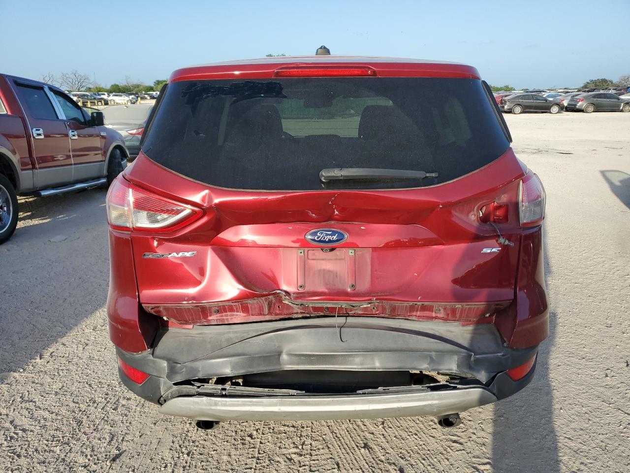 2016 Ford Escape VIN 1FMCU0G71GUB36706 Copart auction photo, rear end / front end damage thumbnail 6