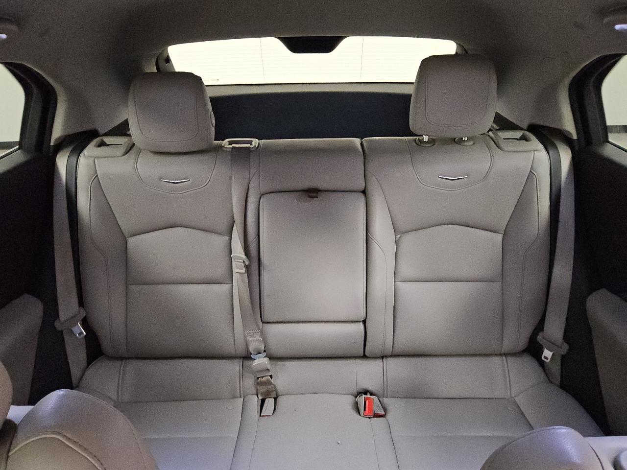 2021 Cadillac XT4 VIN 1GYAZAR43MF047865 Copart auction photo, minor dent/scratches damage thumbnail 10