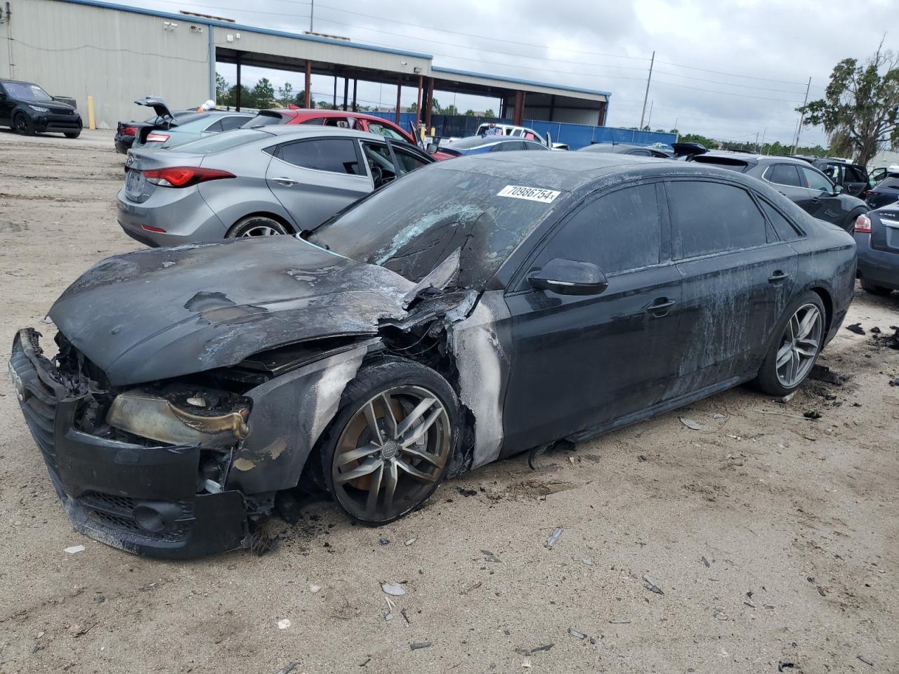 2017 Audi A8 VIN WAU43AFD8HN003703