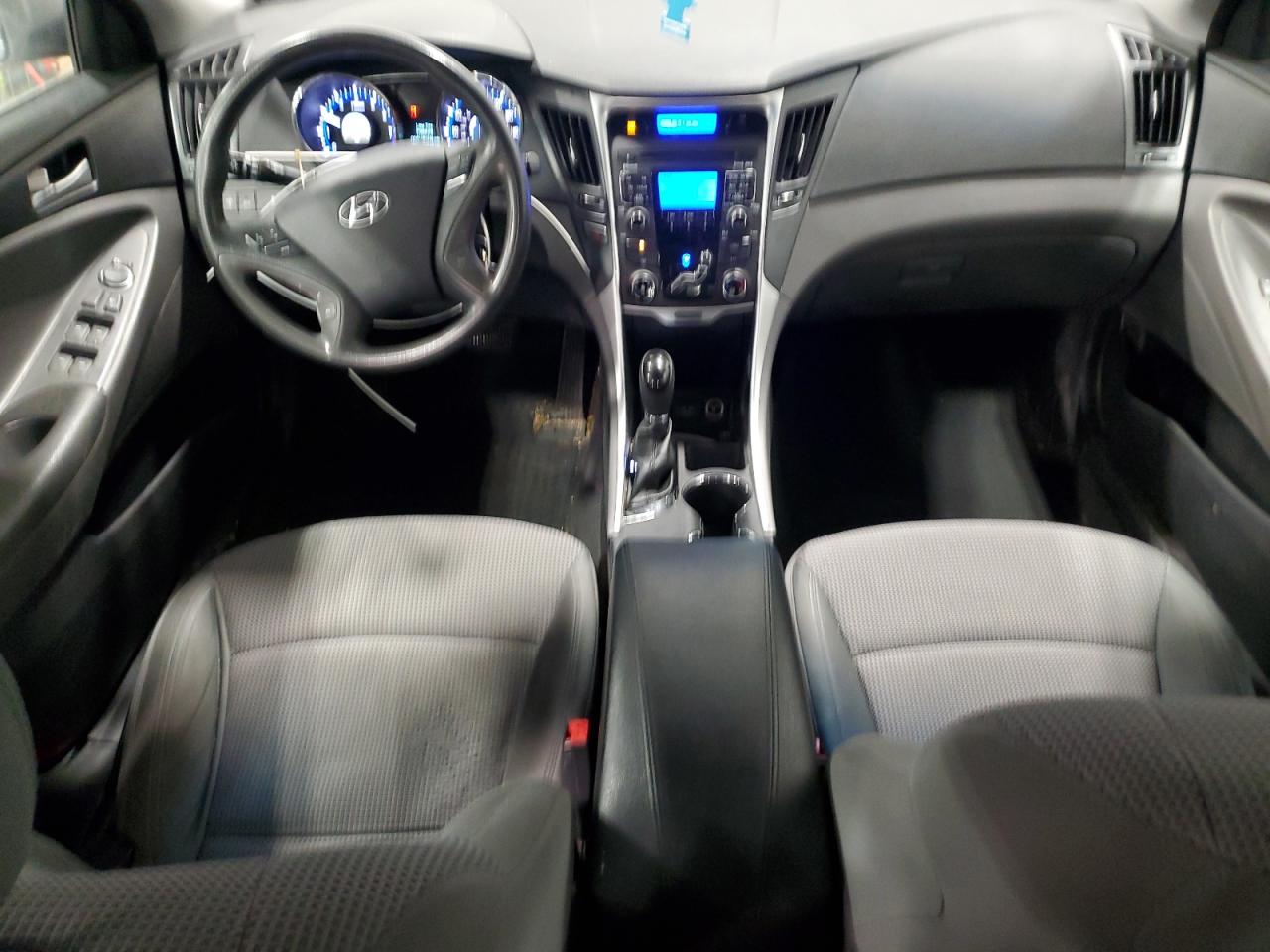 2011 Hyundai Sonata VIN 5NPEB4AC5BH226220 Copart auction photo, undercarriage / minor dent/scratches damage thumbnail 8