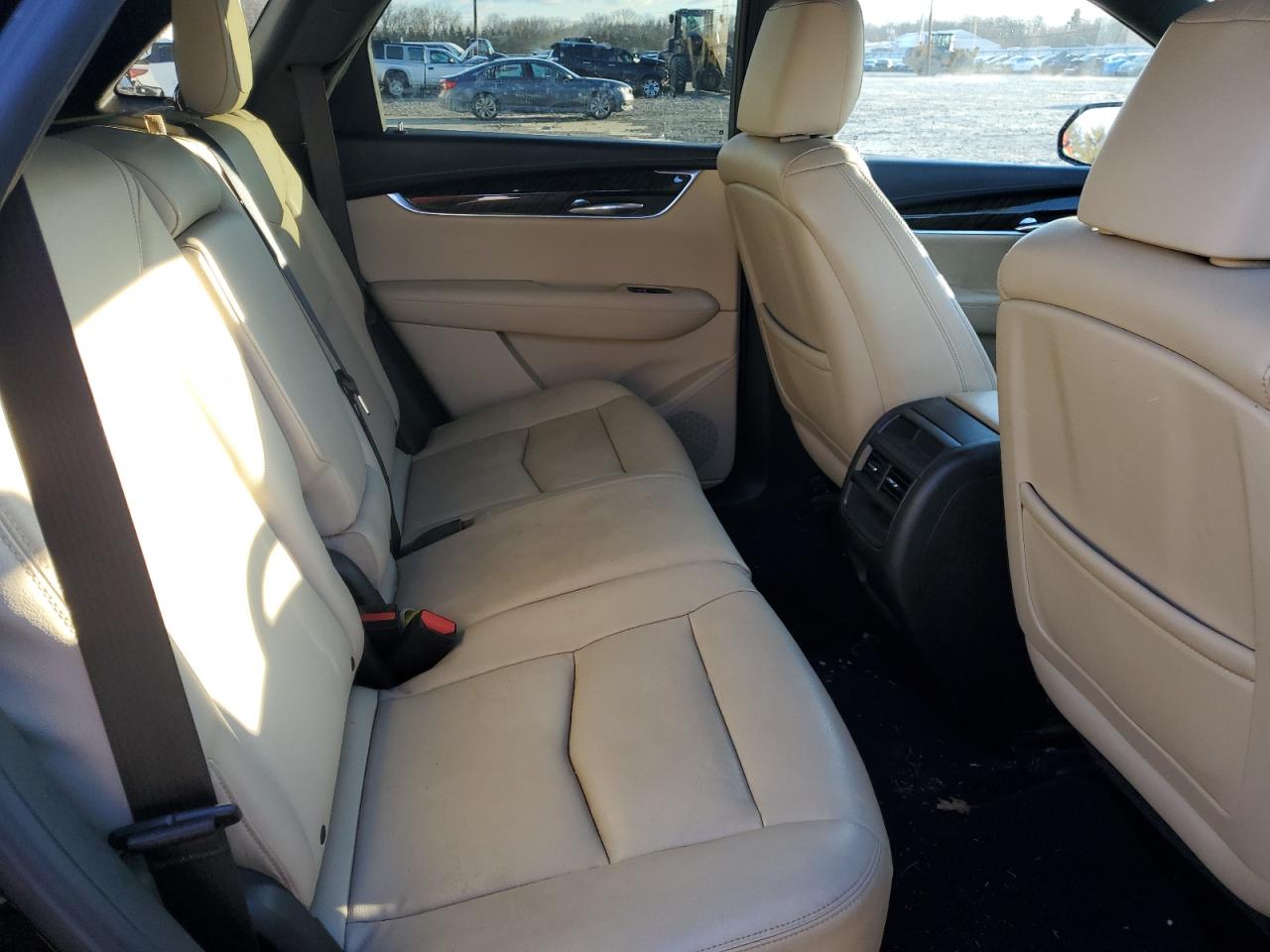 2017 Cadillac XT5 VIN 1GYKNARS0HZ115784 Copart auction photo, rear end damage thumbnail 11