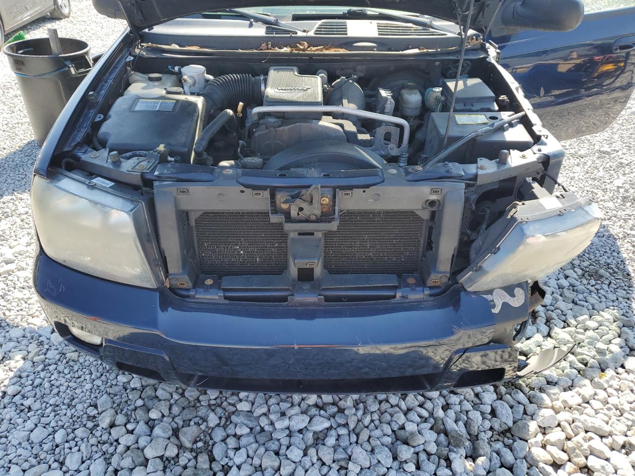 2008 Chevrolet TrailBlazer VIN 1GNDT13S982205366 Copart auction photo, front end damage thumbnail 12