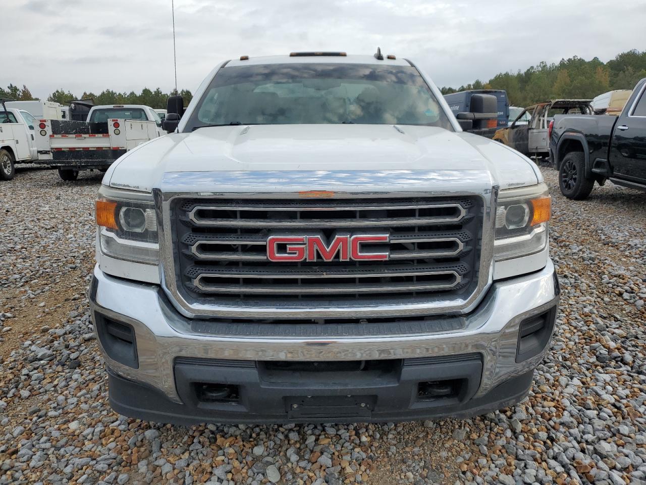 2016 GMC Sierra VIN 1GT42VC89GF213014 Copart auction photo, side / rear end damage thumbnail 5