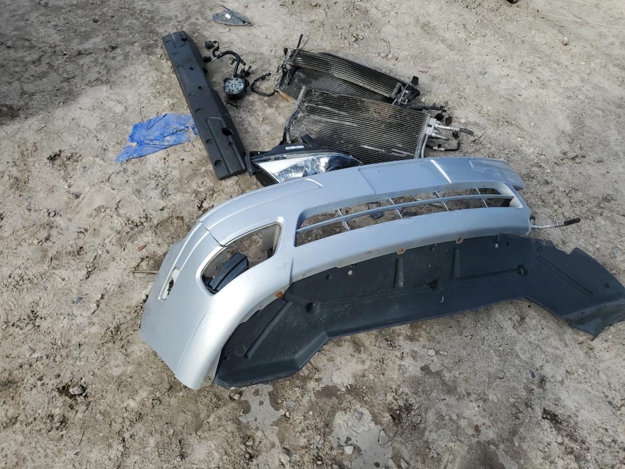 2007 Ford Focus VIN 1FAFP34N67W207888 Copart auction photo, front end damage thumbnail 12