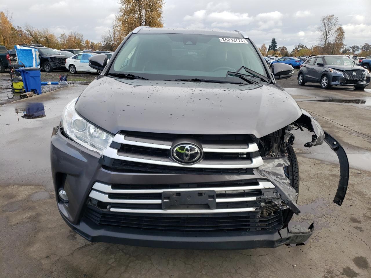 2018 Toyota Highlander VIN 5TDJZRFH0JS535257 Copart auction photo, front end damage thumbnail 5