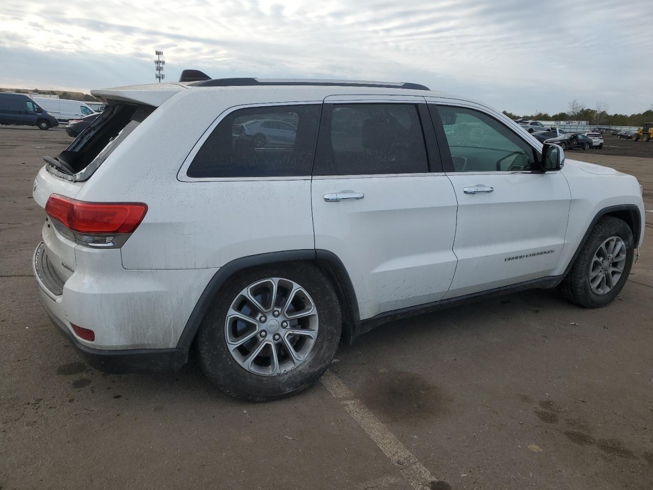2016 Jeep Grand Cherokee VIN 1C4RJFBG1GC495738 Copart auction photo, all over damage thumbnail 3