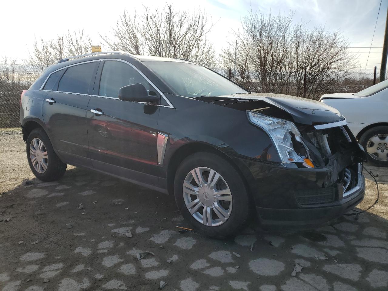 2014 Cadillac SRX VIN 3GYFNBE33ES609023 Copart auction photo, frame damage / front end damage thumbnail 4